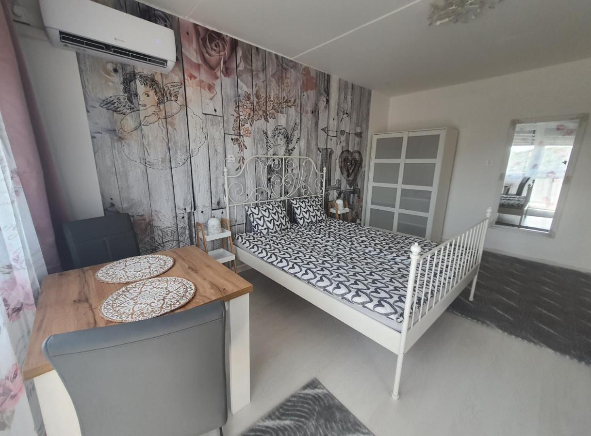 Hegyalja Apartman ميسكولك المظهر الخارجي الصورة